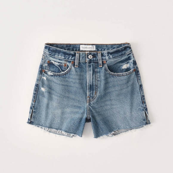 Abercrombie & Fitch Pants - Abercrombie Mid Rise Boyfriend Shorts